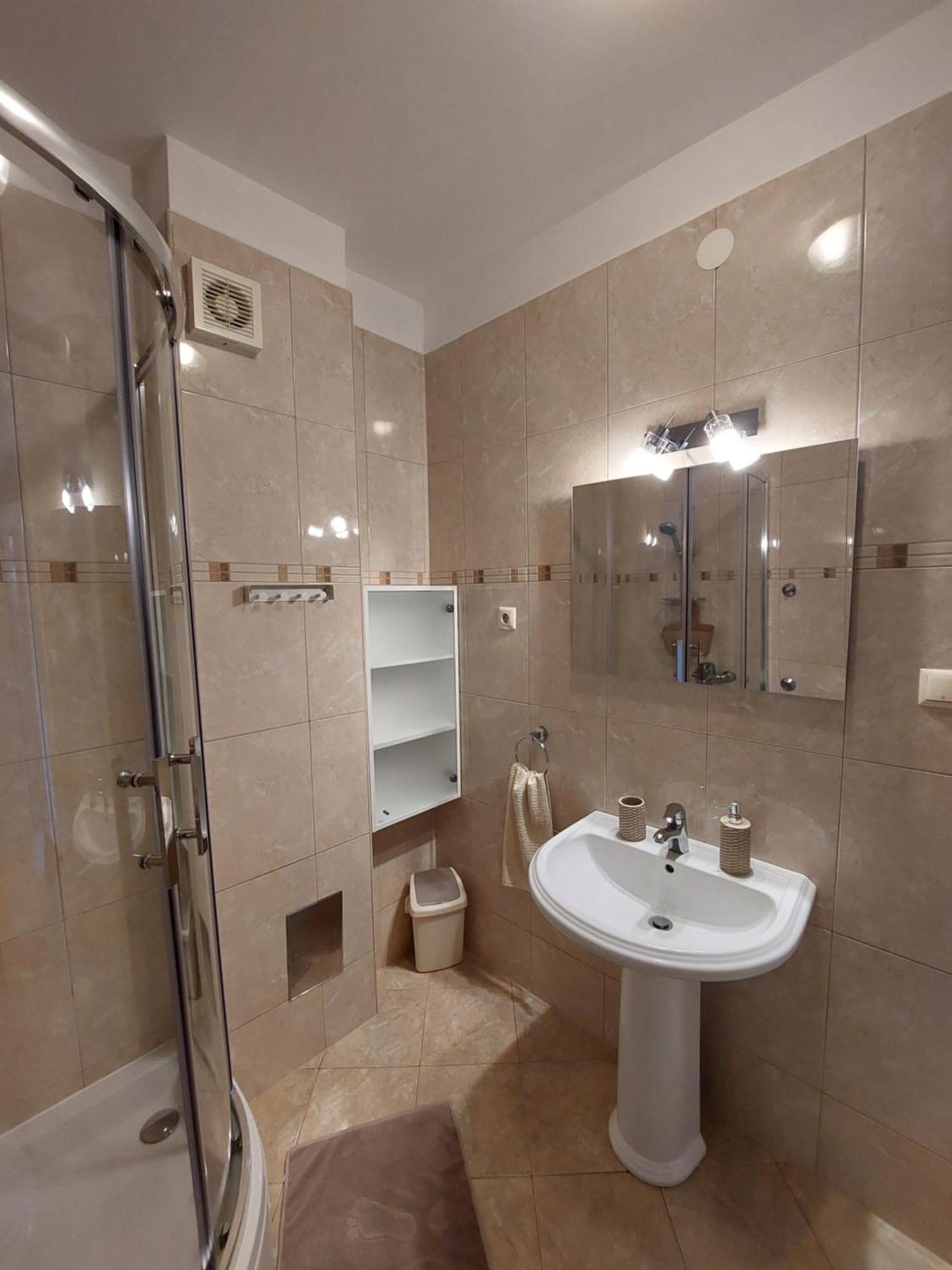 Apartmani Paradiso คิร์ก ภายนอก รูปภาพ