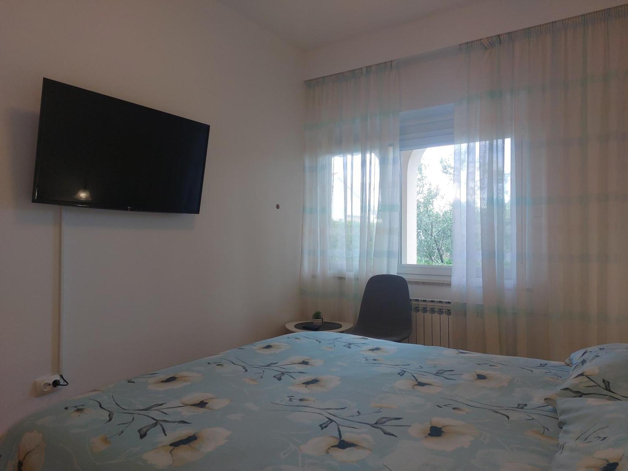 Apartmani Paradiso คิร์ก ภายนอก รูปภาพ